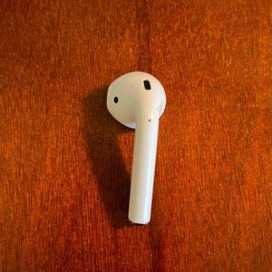 Apple AirPod Gen 2 Replacement (LEFT ONLY)